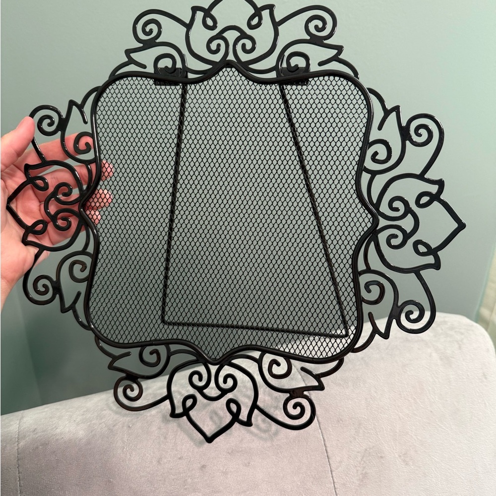 Elegant Black Metal Wall Jewelry Organizer